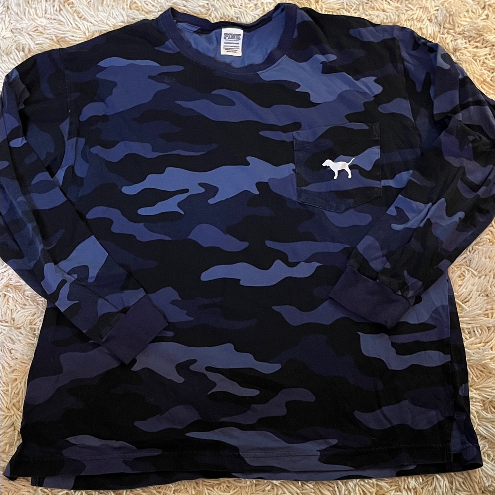 PINK Victoria's Secret Navy and Black Camo Long Sleeve Pocket Tee